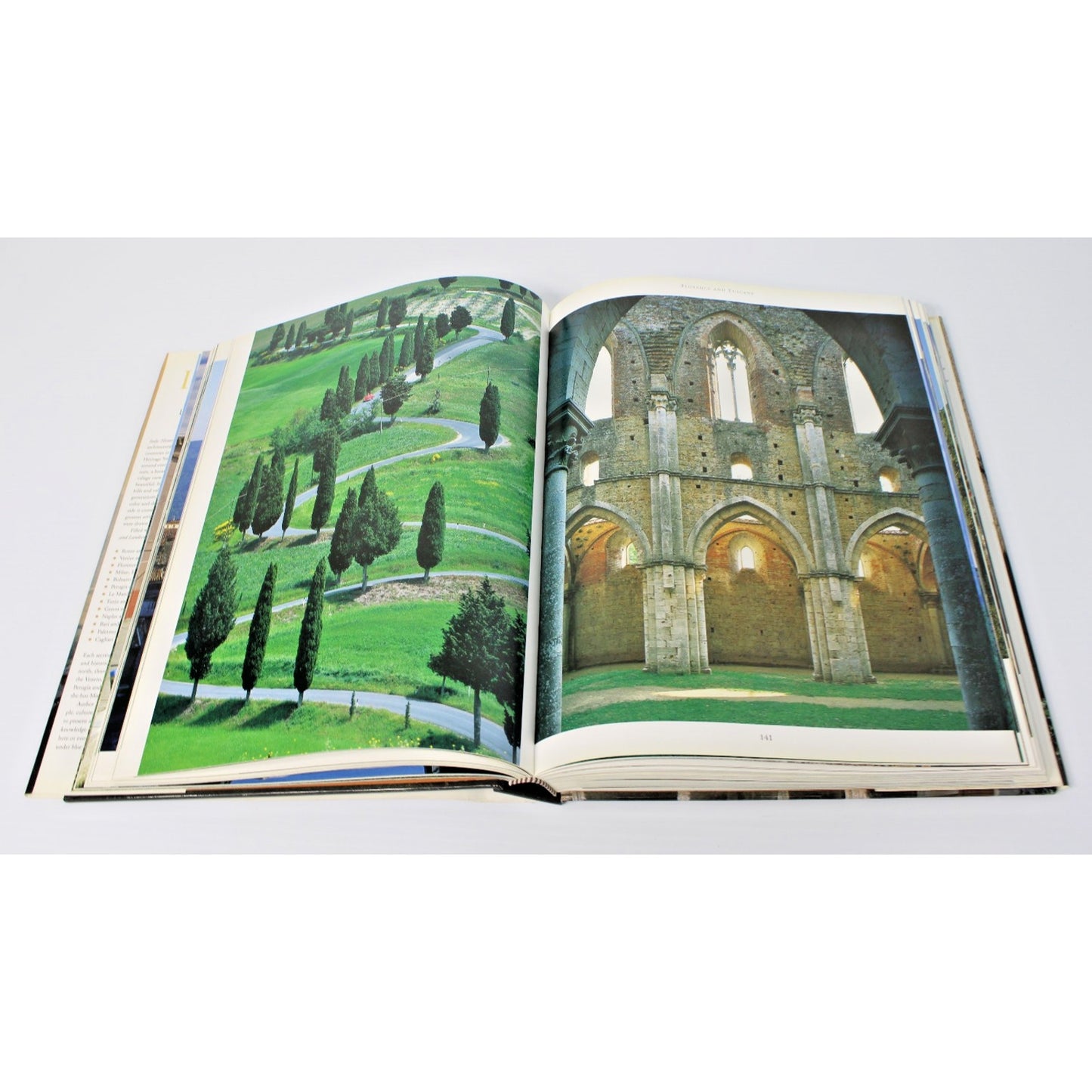 Italy: History and Landscape- Eugene Beer, 2006 HC/ DJ EXCELLENT Travel, Photos