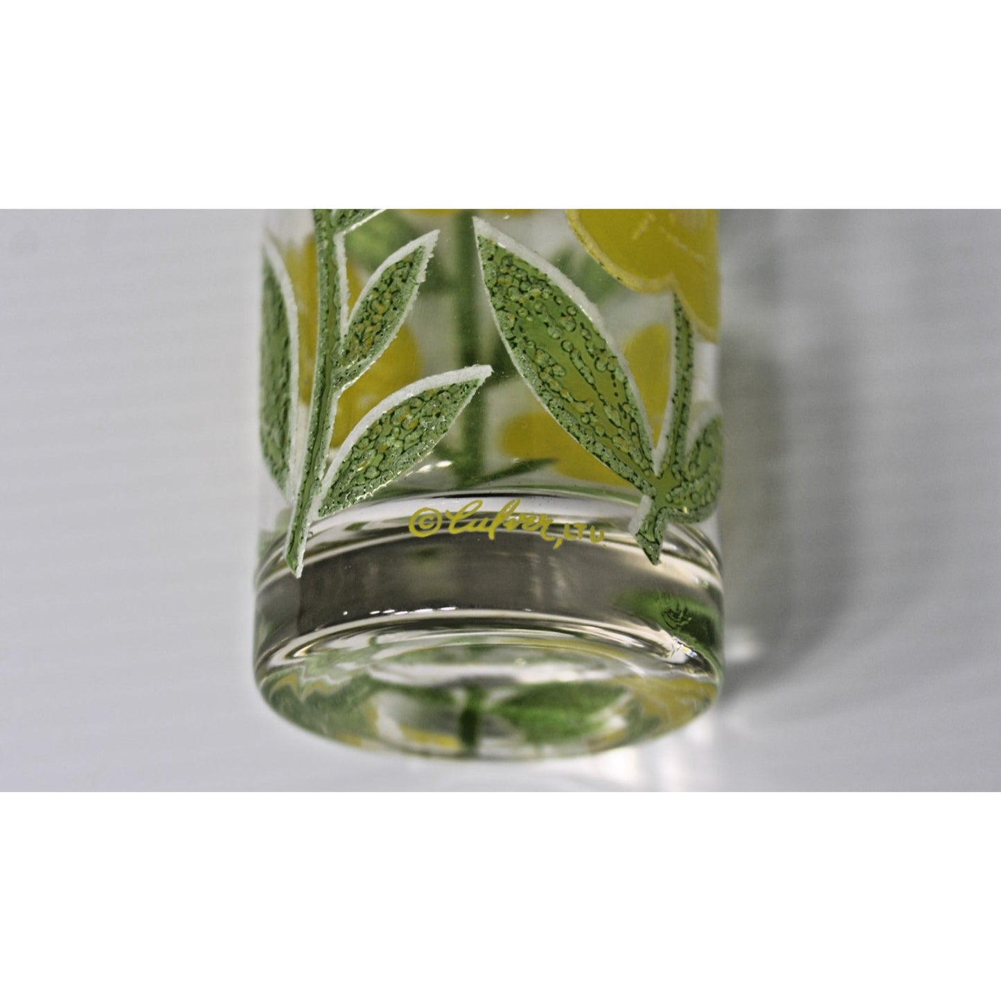 MCM Vintage 60s Mod Culver Yellow Flower 3D Raised Daisy Highball Tumbler 12 oz