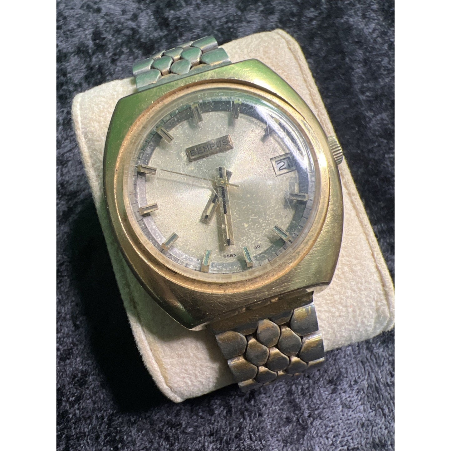 Vintage BENRUS MENS WATCH Date Manual Wind Works
