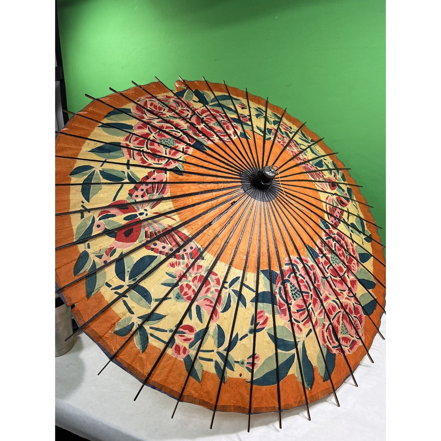 1939 New York worlds fair paper umbrella parasol