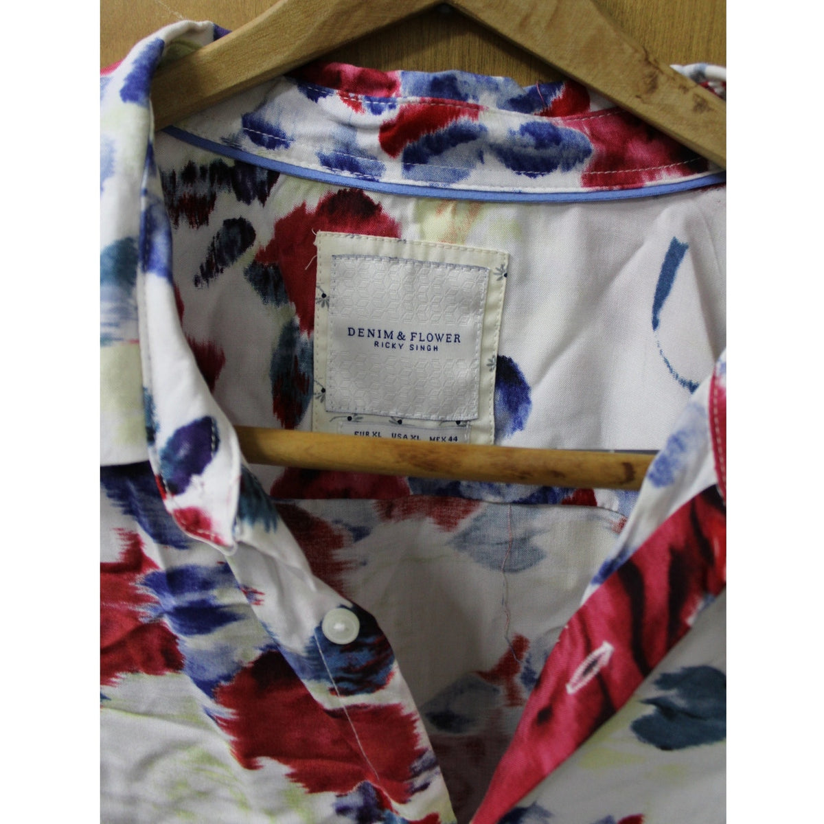 XL Denim & Flower by Ricky Singh Men's Floral Short-Sleeve Button-Down Shirt