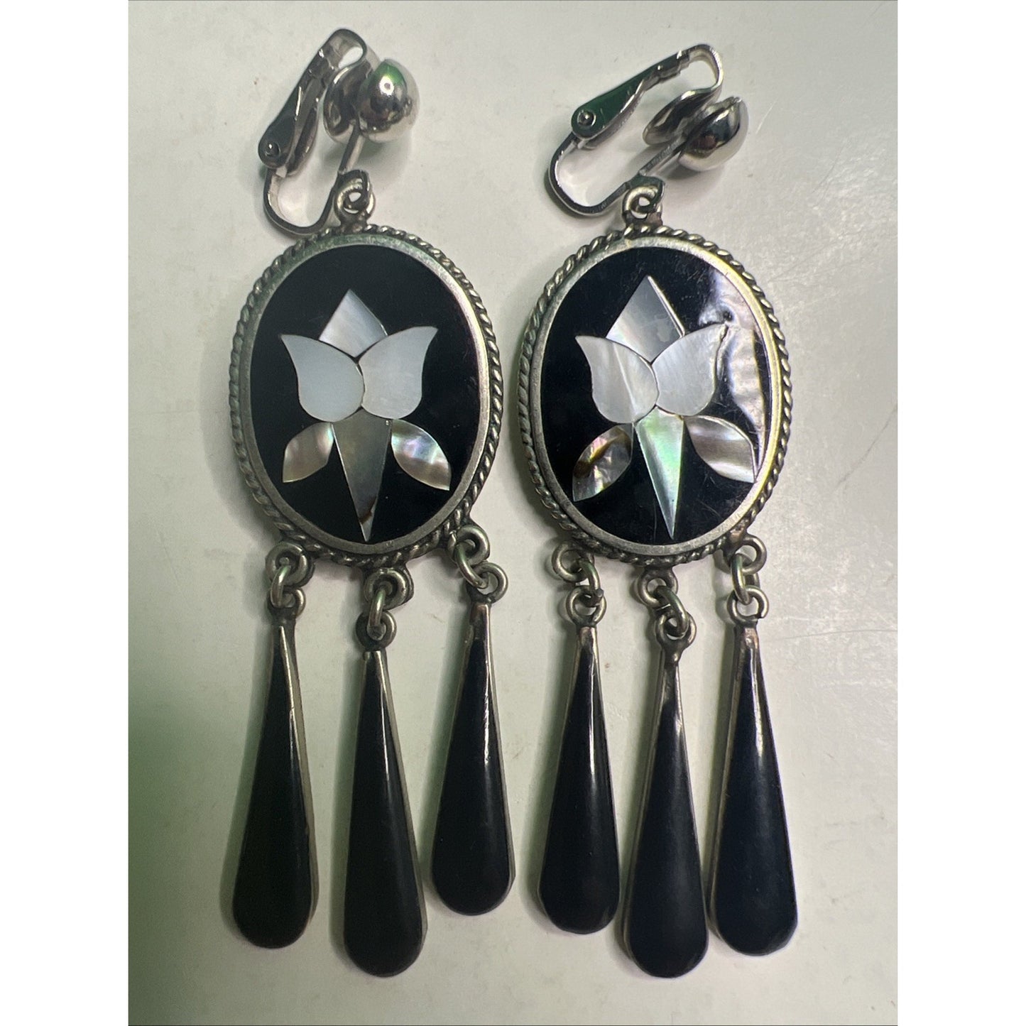 Vintage Mexico Sterling Silver Onyx & Mother of Pearl Inlay Clip On Earrings