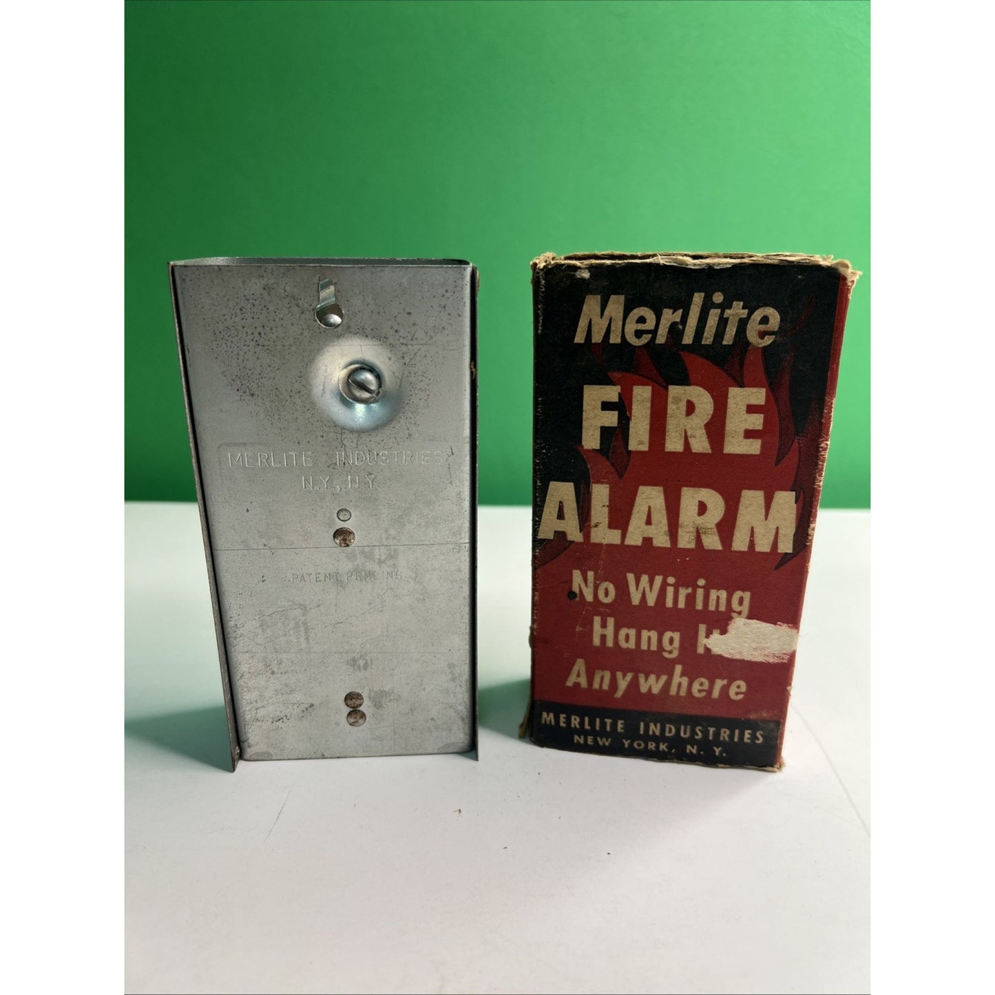 Merlite Fire Alarm No Wiring Hang Anywhere Vintage Silver Open Box