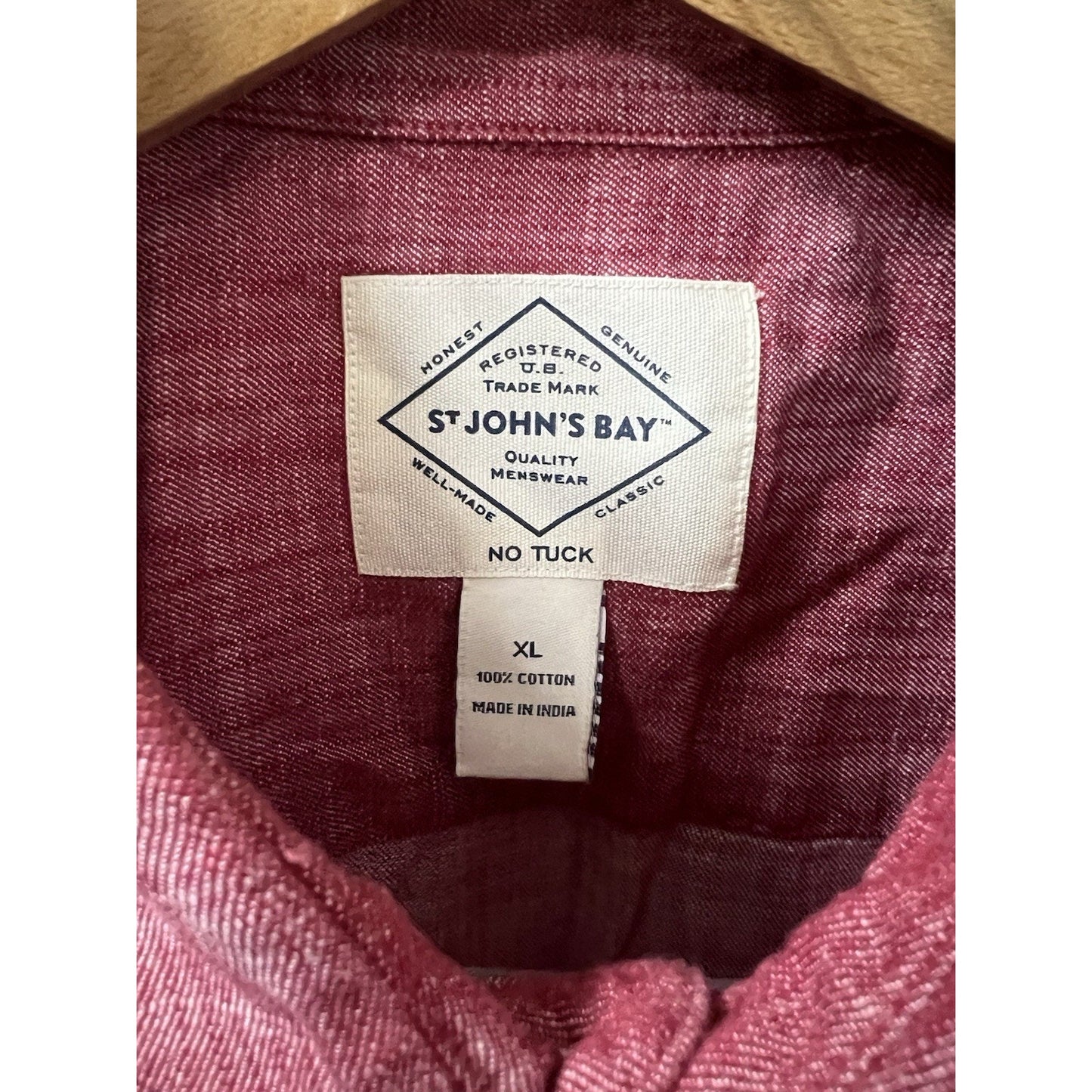 St Johns Bay Mens XL Red No Tuck Short Sleeve 100% Cotton Button Down Shirt