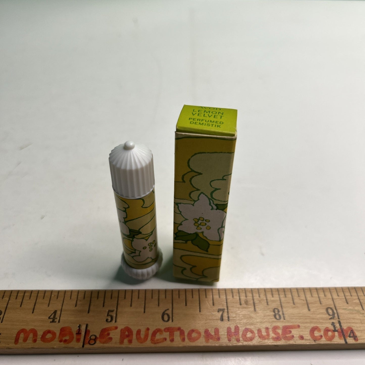 VINTAGE ’60’s AVON PERFUMED DEMISTIK Lemon Velvet Scent