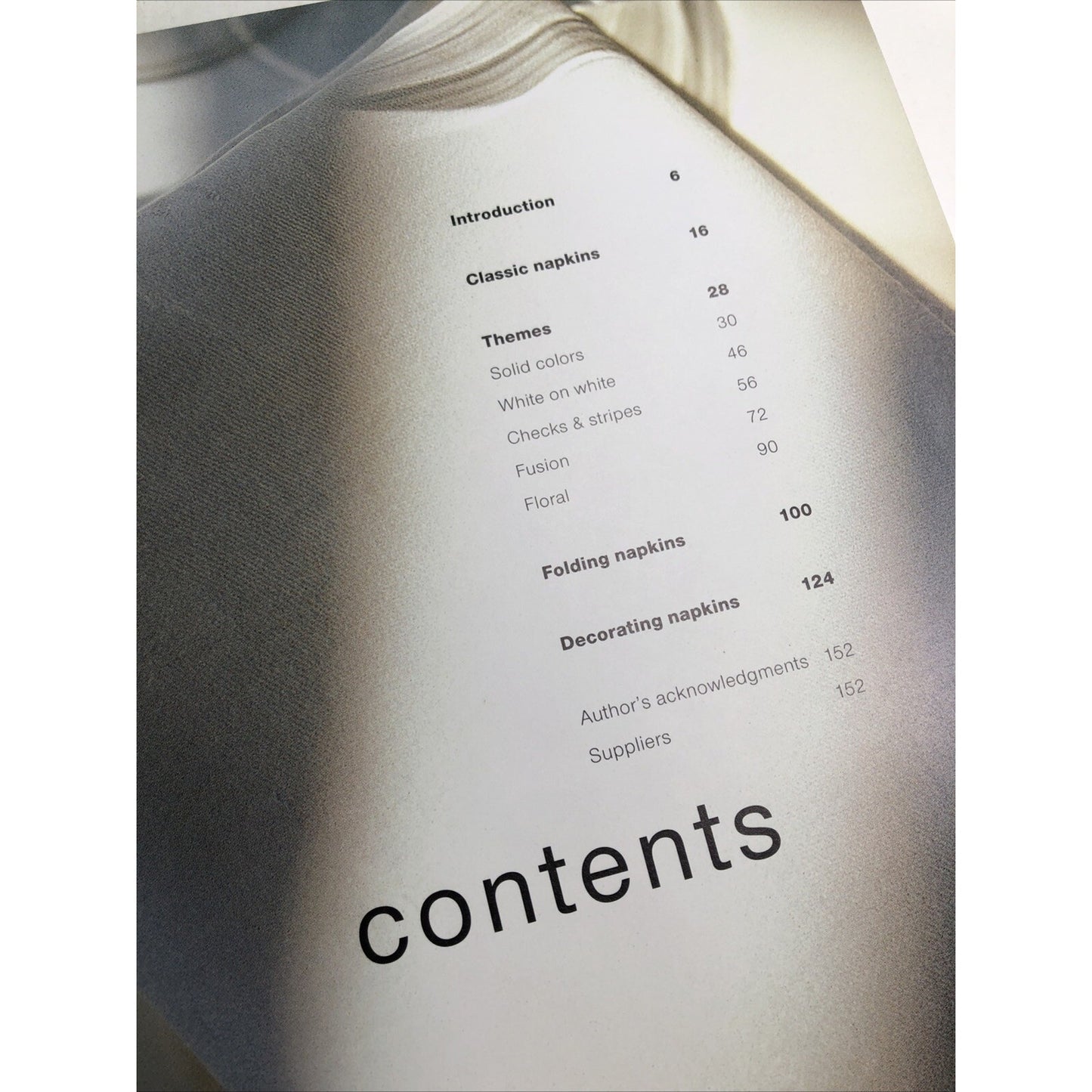 Beautiful Napkins : Stylish Ideas for Your Table by Margaret Caselton 1999