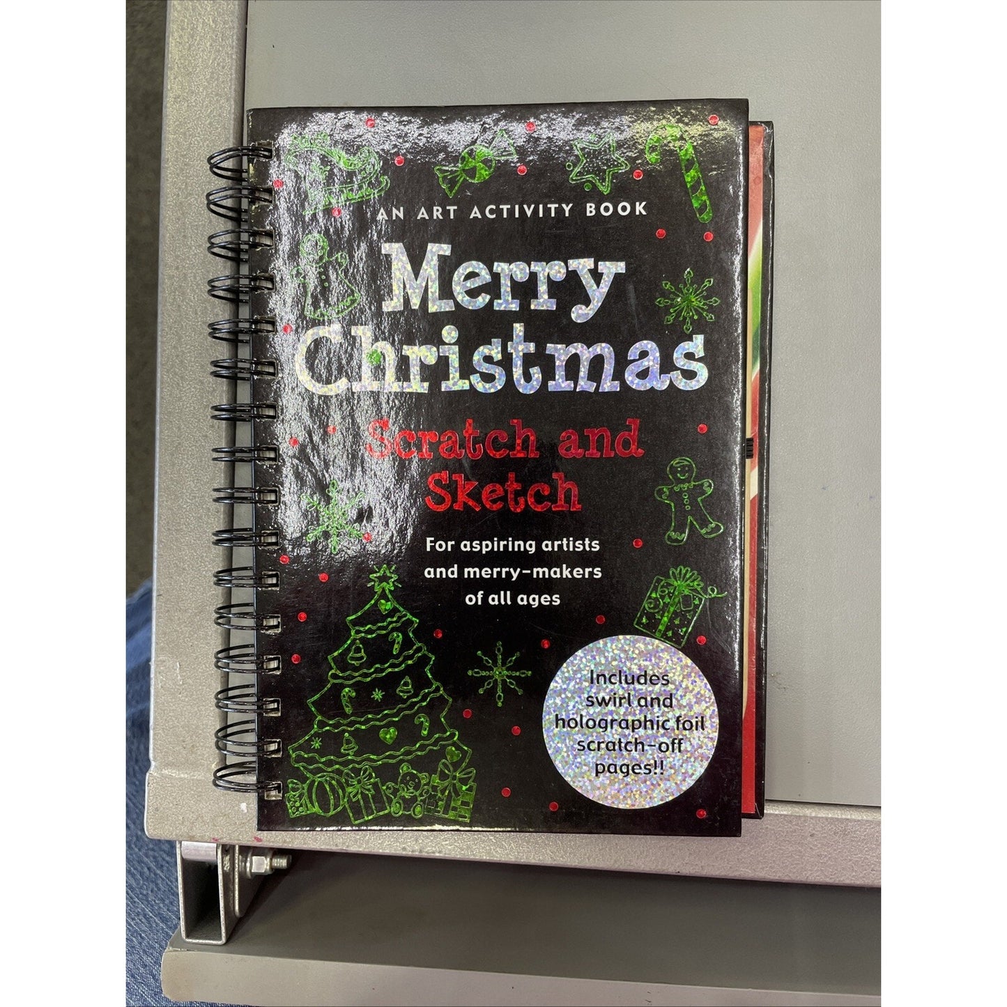 Merry Christmas Scratch and Sketch: An Art Activity Book for Aspiring Artists