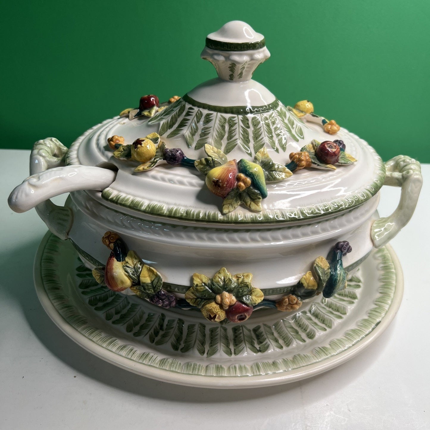 VTG Harvest Collection Hand-painted Ceramic Soup Tureen with Fruits Complete Set