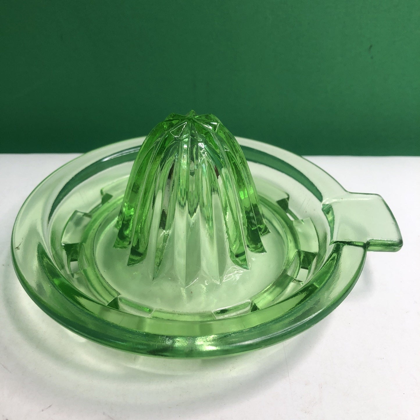 Vintage Green Uranium Glass Citrus Reamer Juice Extractor 5.75 INCH Glows UV
