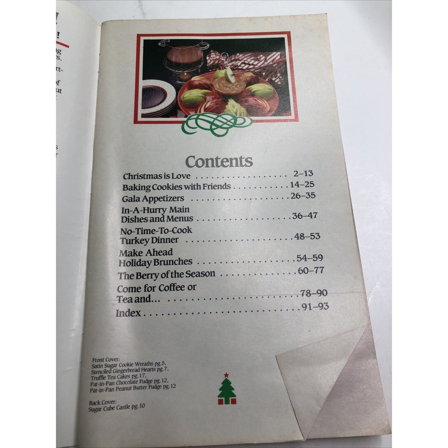 No. 70: Holiday Classic V Cookies, Sweets, Appetizers & Meals (Pillsbury) 1986