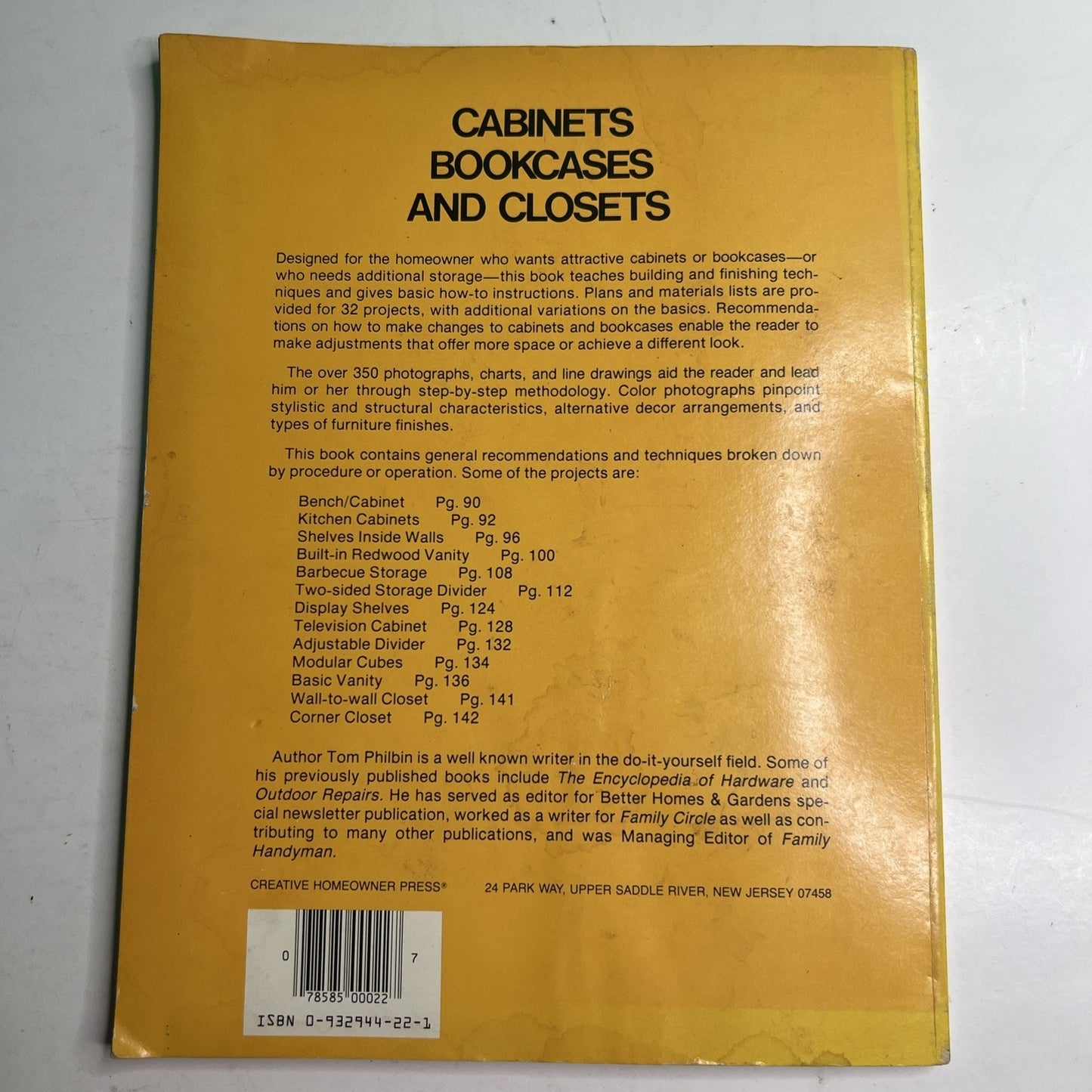Cabinets Bookcases and Closets 1980 PB By Tom Philbin DIY Homeowner Illustrated