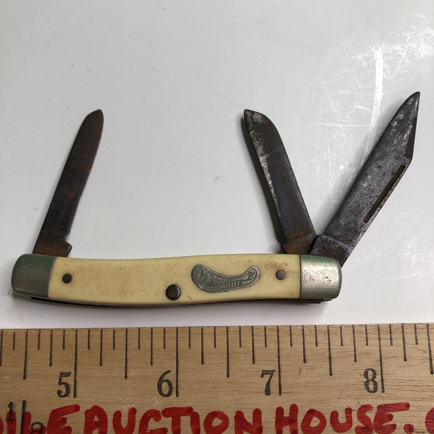 FRONTIER Knife USA By Imperial 1970s Medium Stockman Carbon Steel Blades