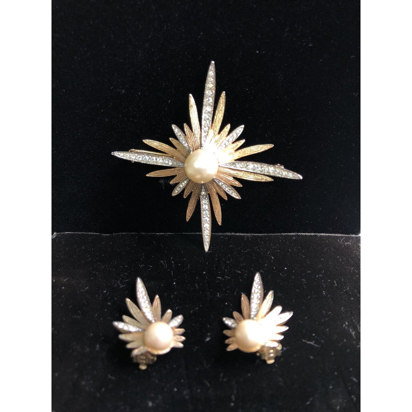MCM Starburst Brooch Pin & Clip On Earrings Set Faux Pearl Rhinestone Stardust