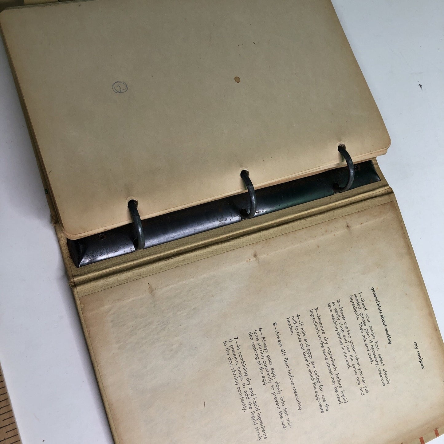 Vintage RECIPES BOOK Binder Three Hole Punched DIY Create Your Own Nutrition
