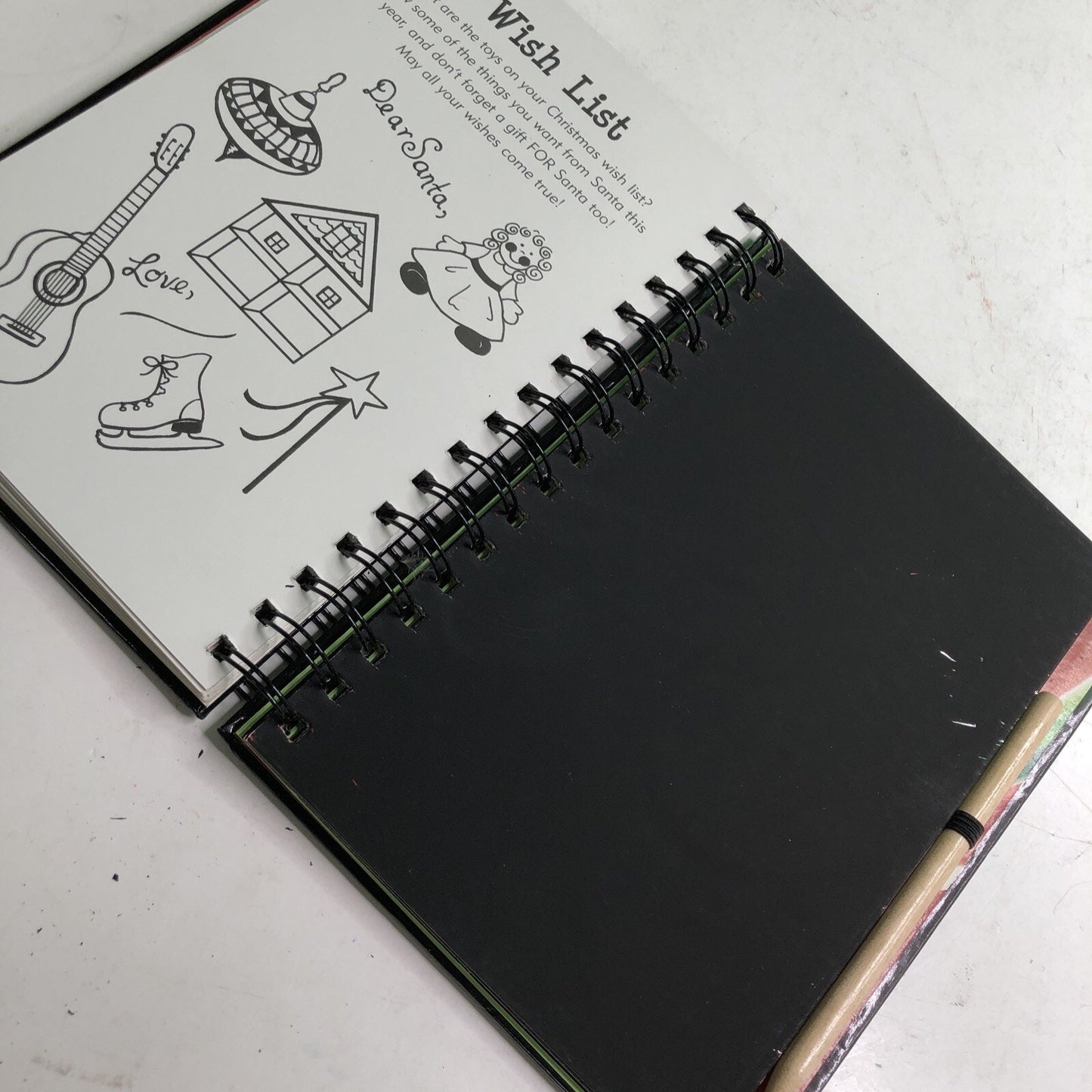 Merry Christmas Scratch and Sketch: An Art Activity Book for Aspiring Artists