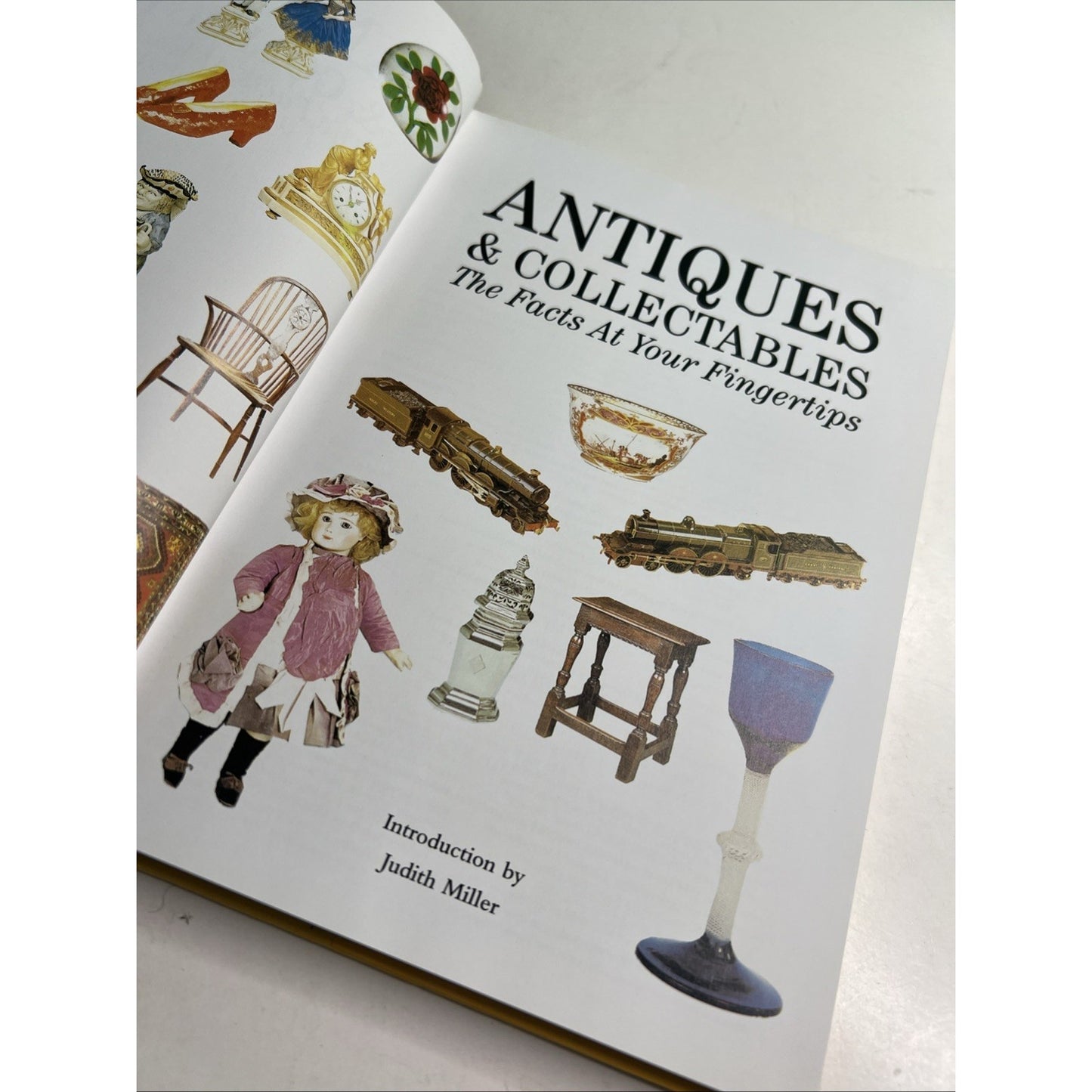 Miller's Antiques and Collectables: The Facts at Your Fingertips 2007 HC DJ