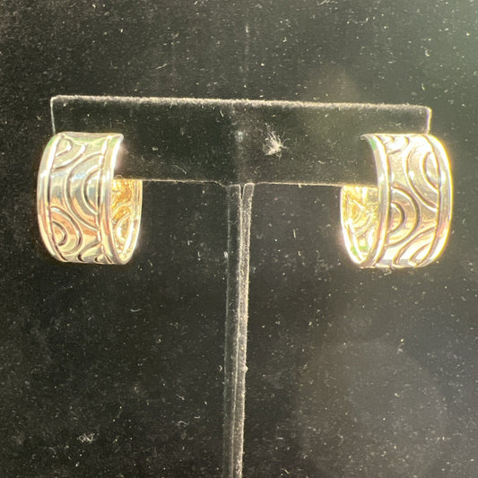 Vintage Silver Textured Geometric Pattern Hoop Earrings Pierced 1” Diameter