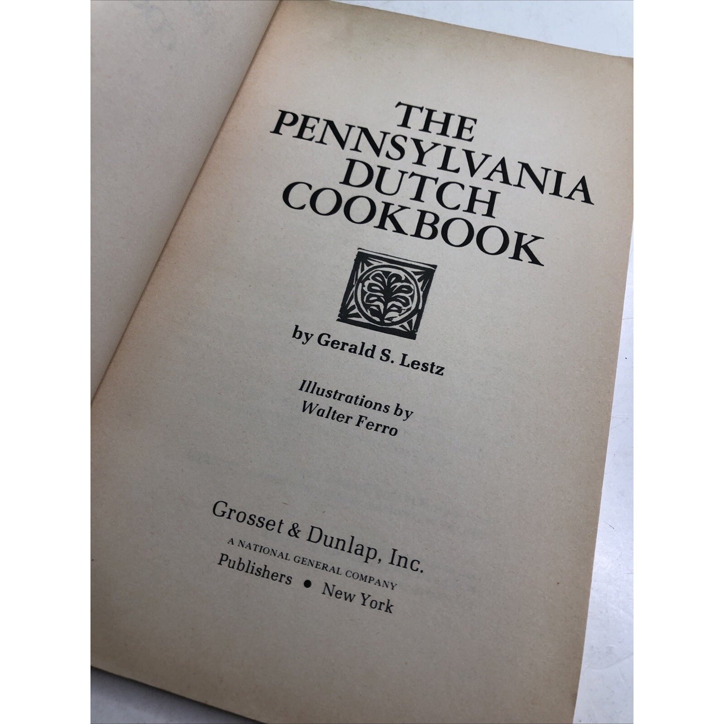 The Pennsylvania Dutch Cookbook 1970 Book by Gerald Lestz Paperback