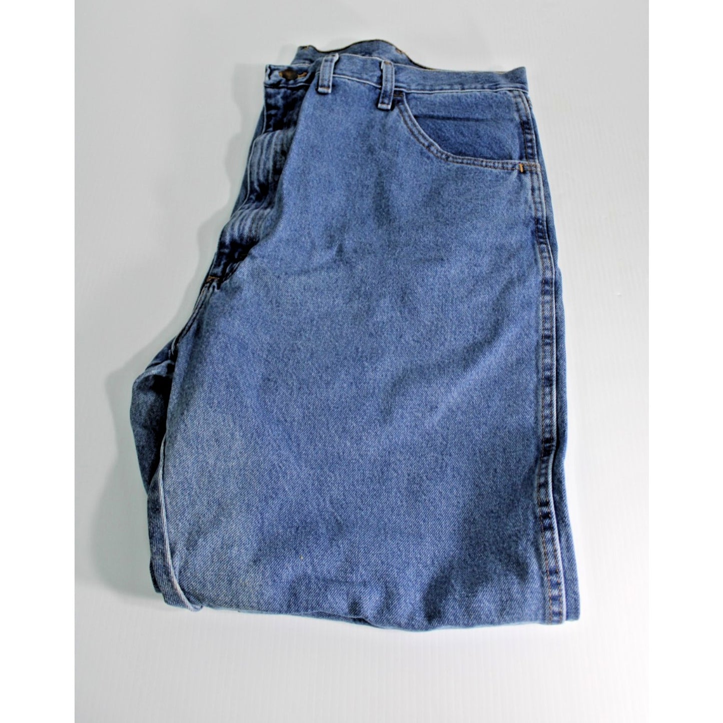 NWT Rustler Wrangler Men's Regular Straight Leg Jeans 44x30 Heavyweight Denim