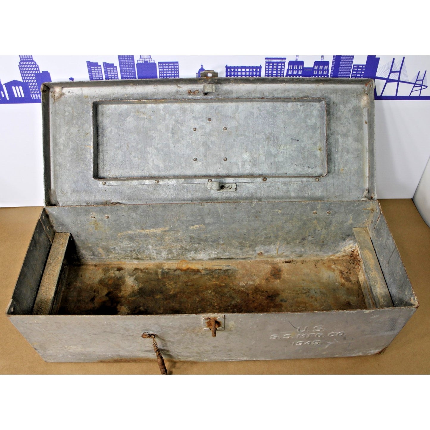 Vintage WWII Era US SS MFG CO 1945 Metal Tool Box 22" x 8" x 7" Heavy & Durable!