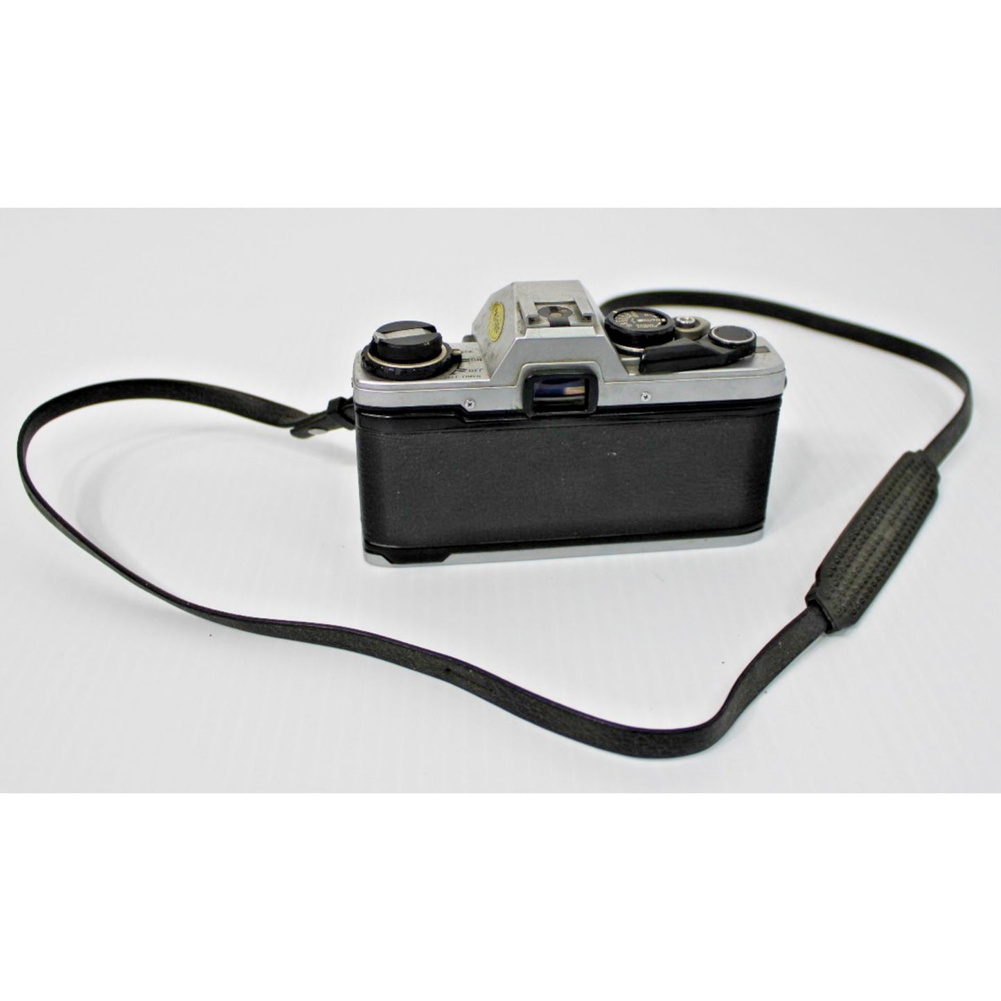 Olympus OM-10 35mm SLR Film Camera Body with 50mm f/1.8 Lens - Vintage Untested