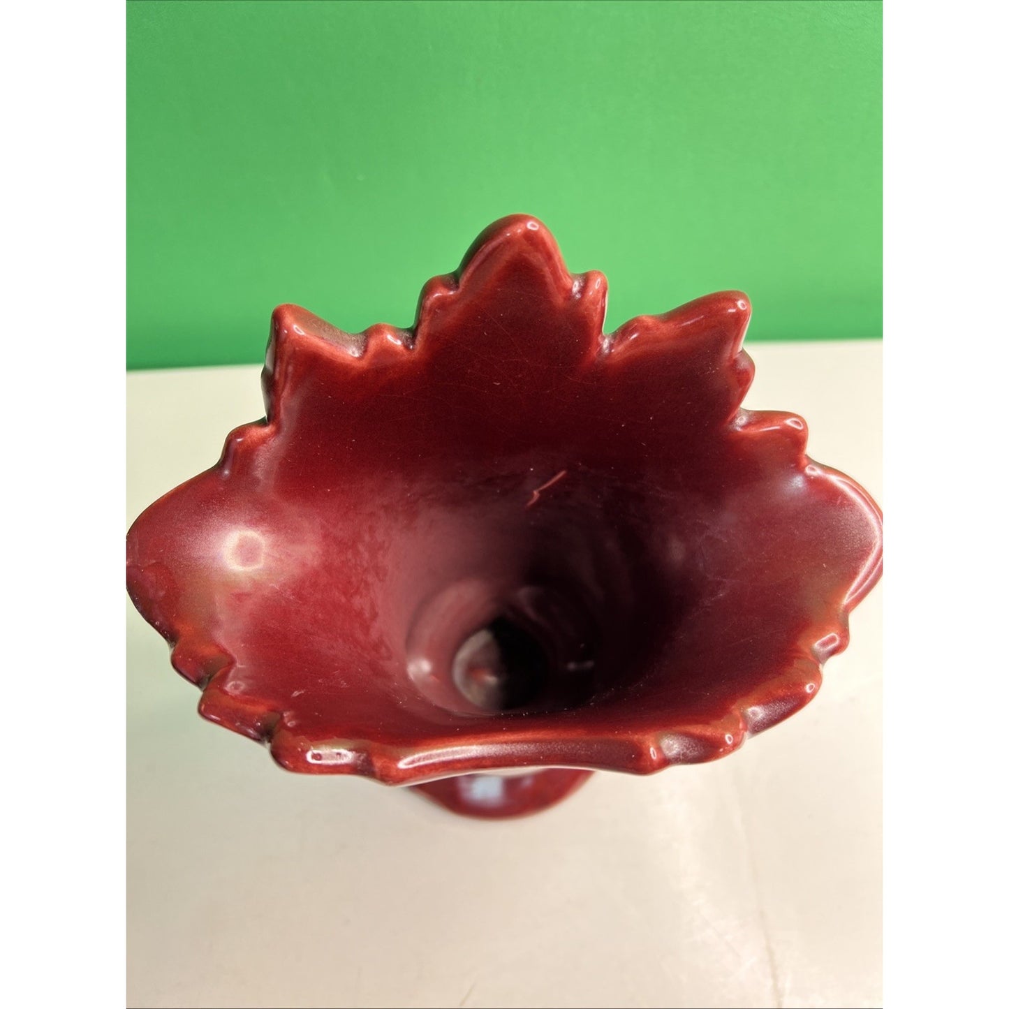 Vintage 1940's Burgundy Maroon Camark Suspended Leaf Design Vase #807 9” Tall
